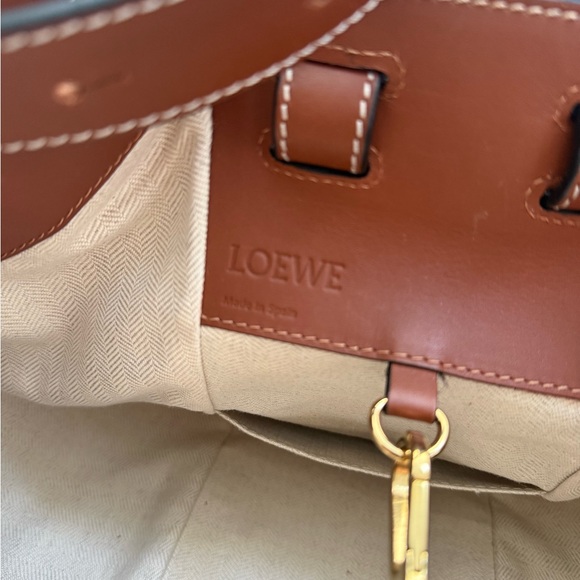 EUC Loewe Small Hammock Brown - Picture 6 of 13